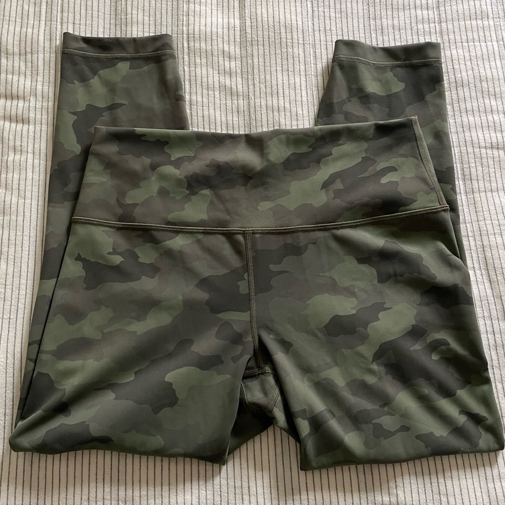 lululemon athletica Green Camouflage Leggings High-Waisted